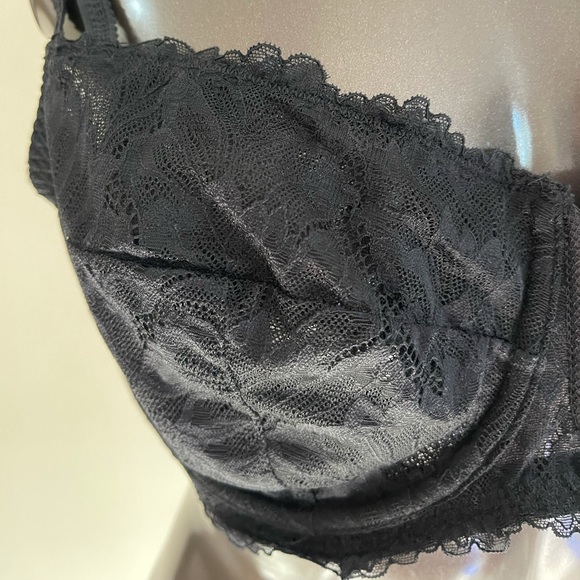 Auden Black Lace Bra 40D - Picture 4 of 9